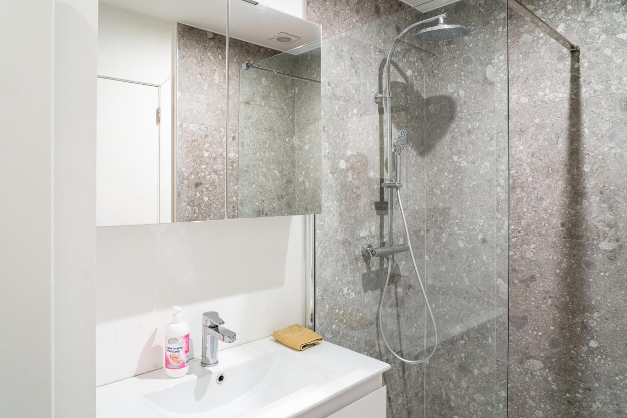 Saint Pauls Central Residence Antwerpen Bagian luar foto